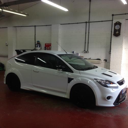 White Focus RS Angled